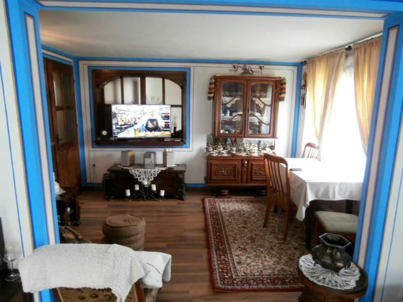 The Gates Apartment *